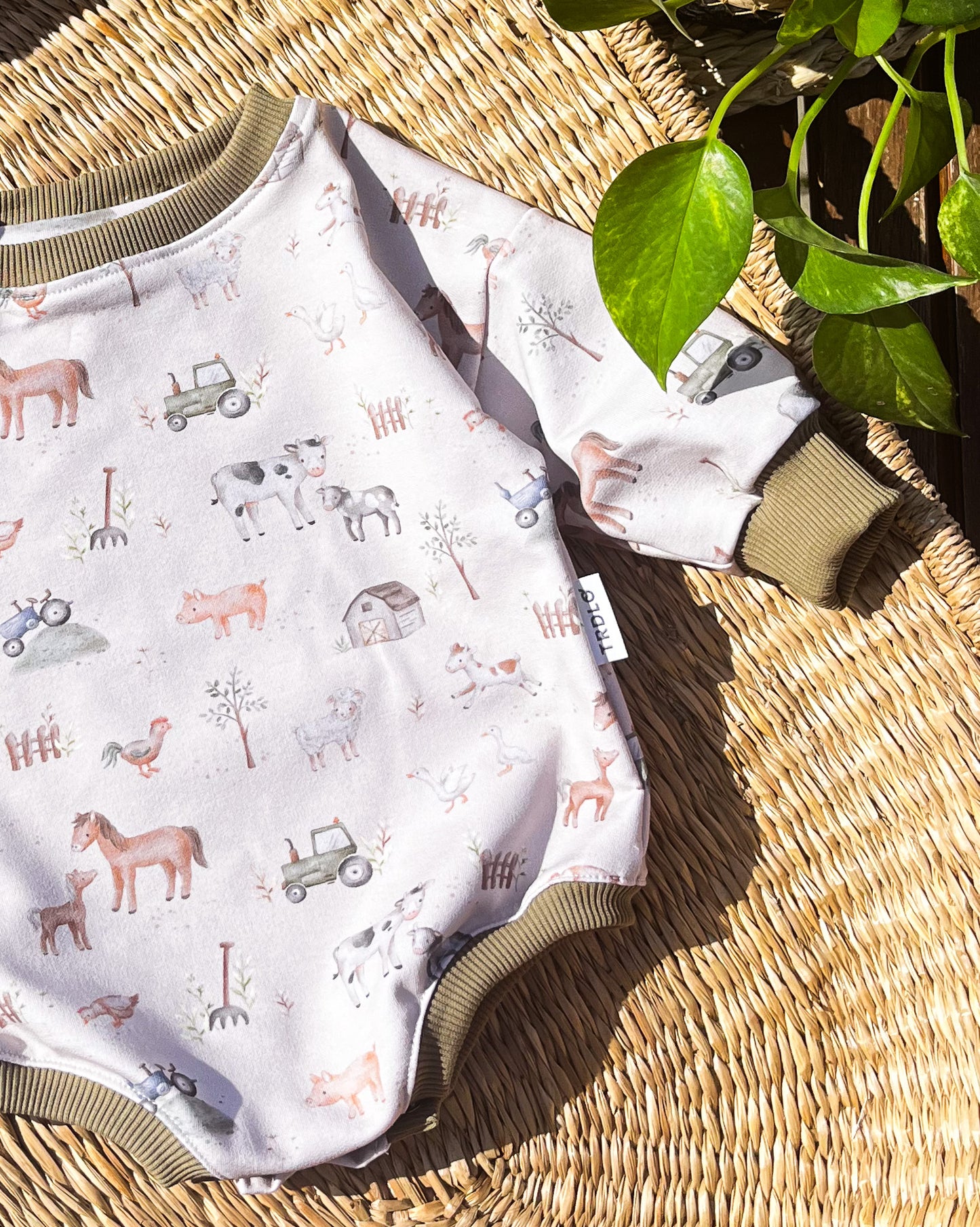 🐷 Sweater Romper Zvieratkáá na farme – rozkošný overal pre malých farmárov a farmárky! 🐮🌾