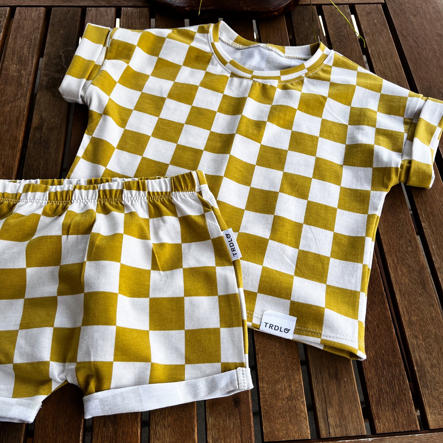 Detské tričko s krátkym rukávom šachovnica