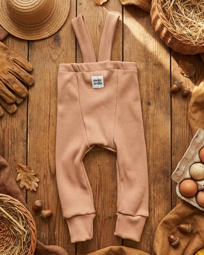 Rastúce rebrované dlhé legíny s trakmi Mocca