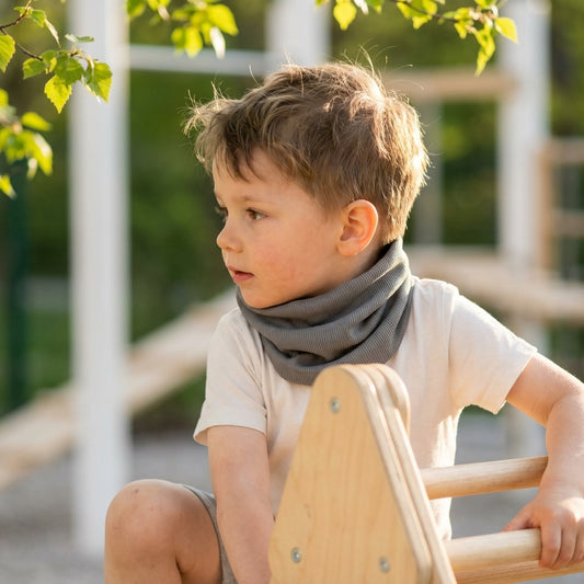 Nákrčník tunel tmavá šedá