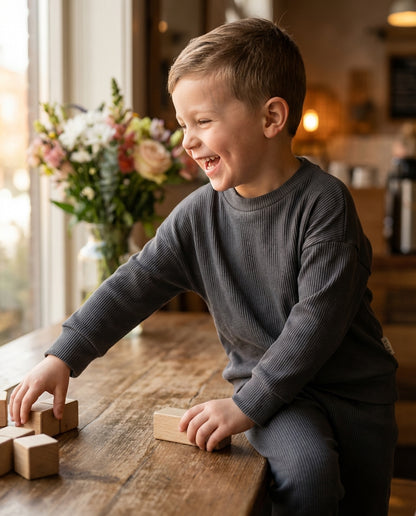 Mikina + legíny. Hotový outfit bez rozmýšľania.
